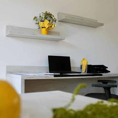 1 Zimmer Studioapartment Mit Bis Zu 2 Einzelbetten In Der Land Of Living Келхайм Екстериор снимка